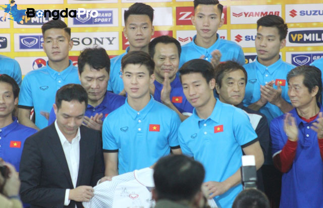 Các cầu thủ U23 Việt Nam không được miễn thuế thu nhập cá nhân từ tiền thưởng