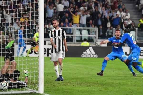 Kết quả bóng đá hôm nay (23/04): Juventus 0-1 Napoli