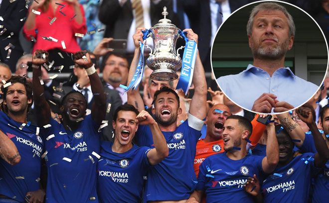 Ông chủ Chelsea lỡ hẹn ăn mừng chức vô địch Cúp FA  vì bị cấm nhập cảnh