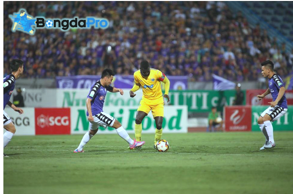 Trực tiếp kết quả vòng 9 V-League 2018 ngày 26/5: Hà Nội FC 4-3 FLC Thanh Hóa