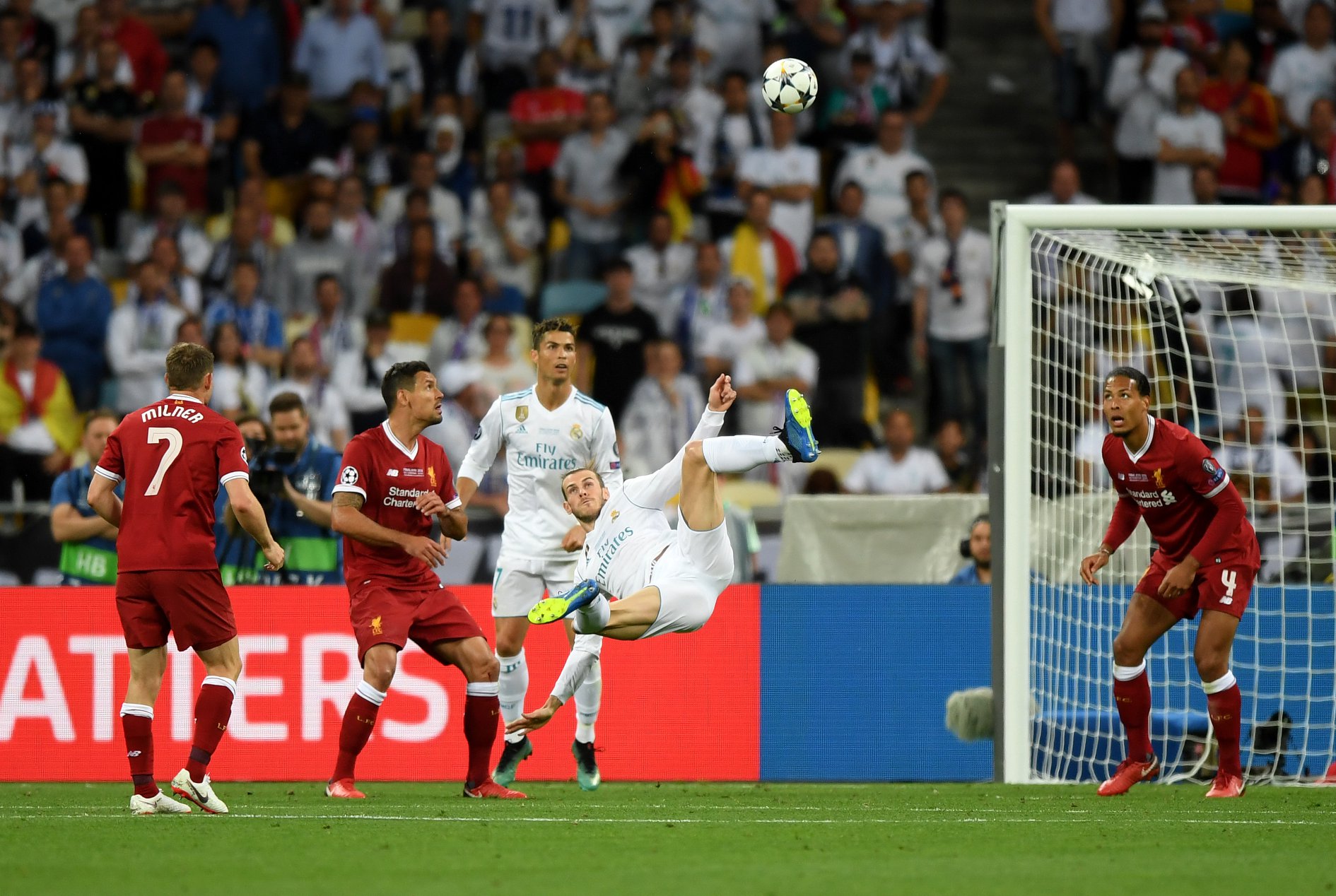 Xem lại video bàn thắng Real Madrid vs Liverpool, chung kết C1 2018