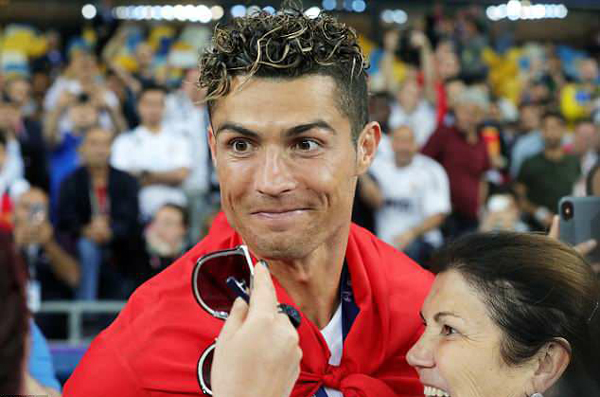 MU nhận tin vui trong 'siêu thương vụ' Ronaldo