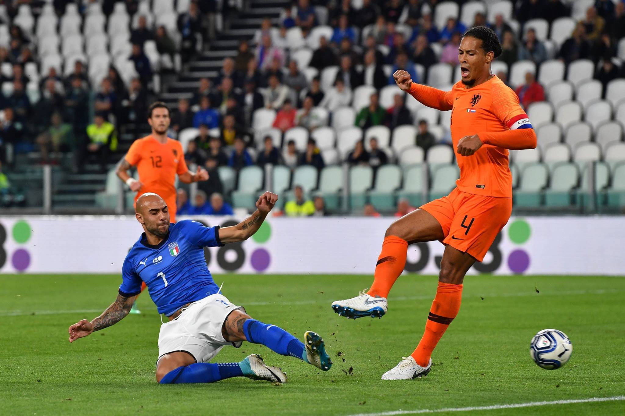 Kết quả Italia 1-1 Hà Lan: Italia đánh rơi chiến thắng vào phút chót