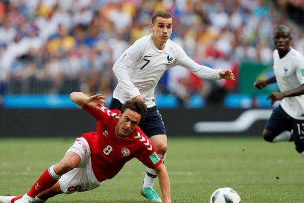 Kết quả bảng C World Cup 2018 lượt 3: Đan Mạch 0-0 Pháp, Úc 0-2 Peru