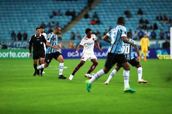 Kết quả Flamengo vs Cruzeiro (FT 0-2): Thánh địa Maracana không cứu được Flamengo