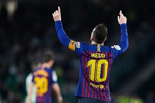Chiếc giày vàng châu Âu 2019: Messi đơn thương độc mã