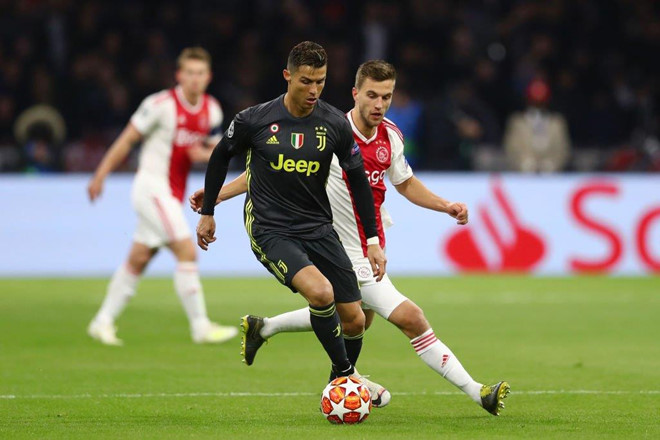 Juventus vs Ajax: HLV Max Allegri tiết lộ chiến thuật linh hoạt 2 yếu tố