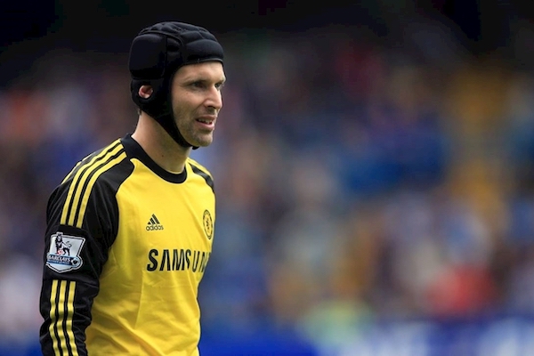 Petr Cech trở lại Chelsea, "thi đấu" ở vị trí bất ngờ