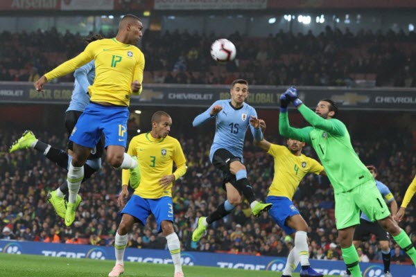 Lịch thi đấu bóng đá hôm nay 27/6: Tâm điểm Brazil vs Paraguay