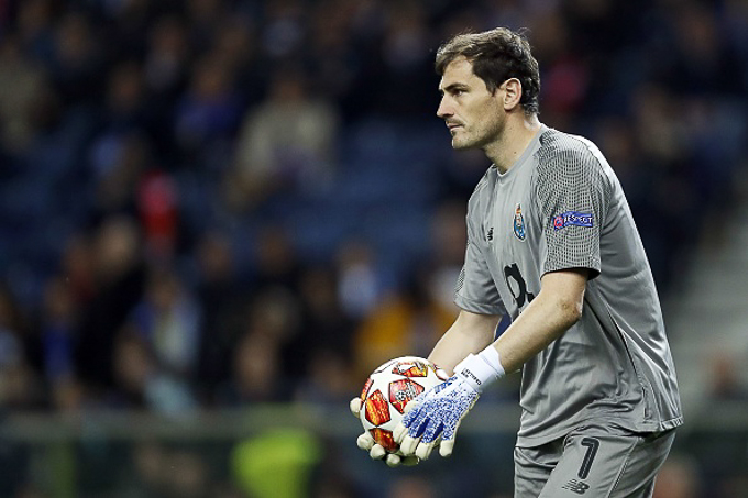 Iker Casillas trở lại tập luyện sau 2 tháng trụy tim