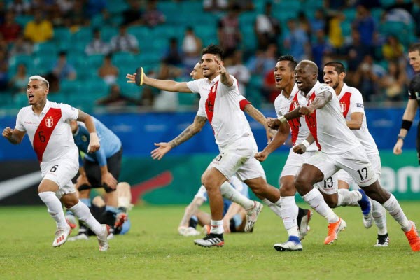 Peru lần đầu tiên vào chung kết Copa America sau 44 năm