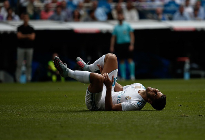Marco Asensio chấn thương nặng, HLV Zinedine Zidane lo sốt vó