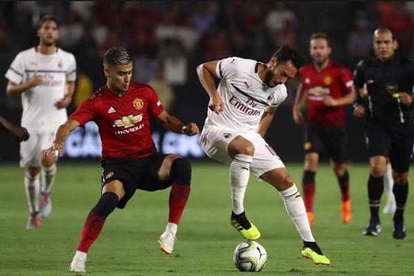 MU 2-2 (5-4 p.) AC Milan: Qủy đỏ lỡ chức vô địch ICC 2019