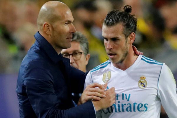 Zidane bất ngờ “cầu cạnh” Gareth Bale và James Rodriguez