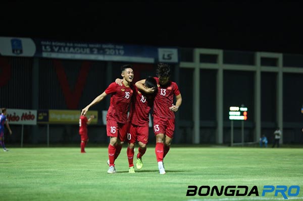 U22 Việt Nam 2-0 Kitchee: Martin Lo tỏa sáng, U22 VN đả bại 'ông lớn' Hồng Kông