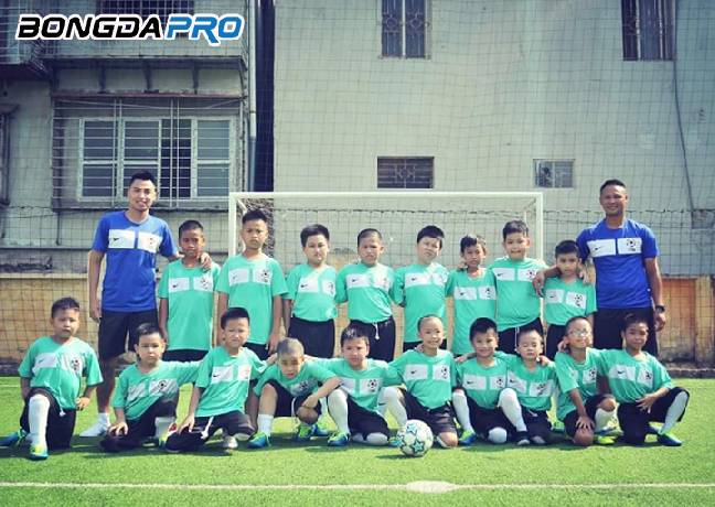 Tập bóng đá cùng Quang Hải, Đức Huy, Đình Trọng... ở TBS Kids