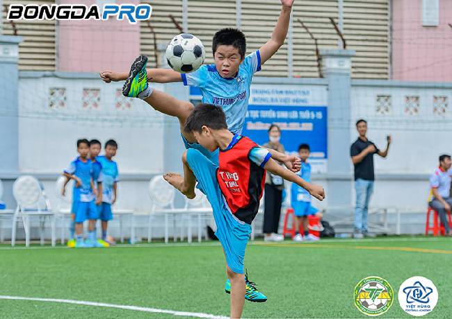 Trung tâm đào tạo bóng đá Việt Hùng và nhiệm vụ tìm kiếm tài năng nhí cho xứ Thanh
