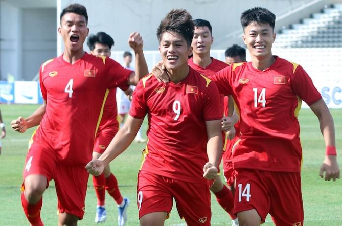Cầu thủ Nguyễn Quốc Việt: Kỳ vọng về Công Vinh mới của bóng đá Việt Nam 