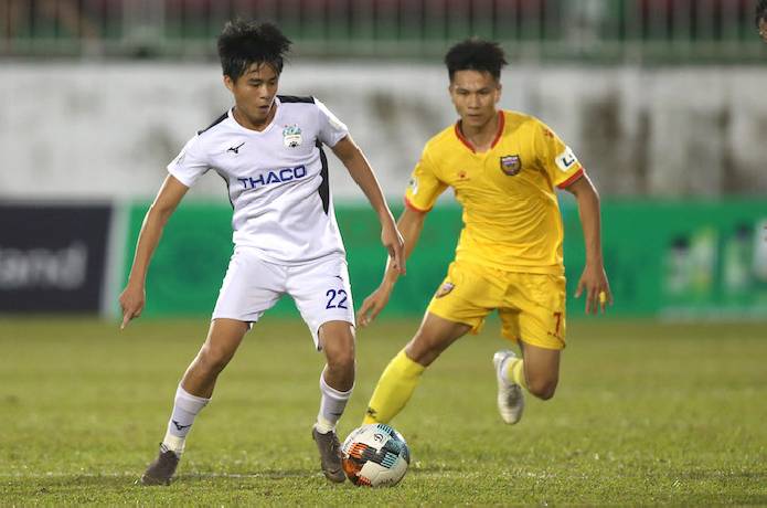 Cầu thủ Phan Thanh Hậu: Từ ngôi sao vươn tầm thế giới cho đến kẻ lưu lạc tại V-League