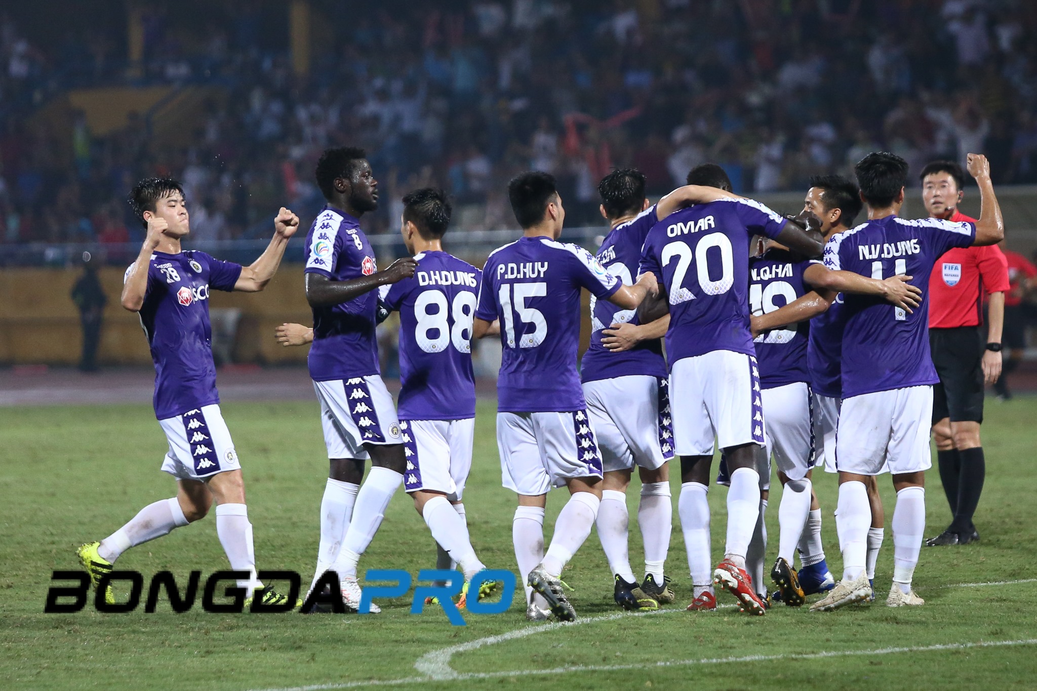 Altyn Asyr 2-2 Hà Nội FC (Chung cuộc 4-5): Văn Quyết tỏa sáng đưa Hà Nội vào chung kết