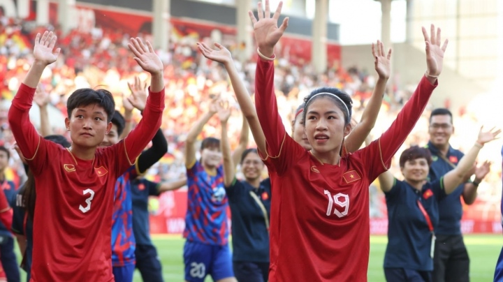 Ngắm nhìn Thanh Nhã, Hoàng Loan đẹp ‘hoa nhường’ trong chuyến tập huấn châu Âu trước World Cup nữ 2023 - Ảnh 12
