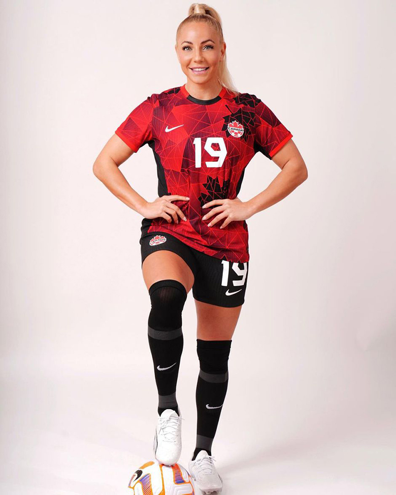10 cầu thủ nữ xinh đẹp nhất World Cup 2023: Hoàng Loan, Thanh Nhã có tên không? - Ảnh 6