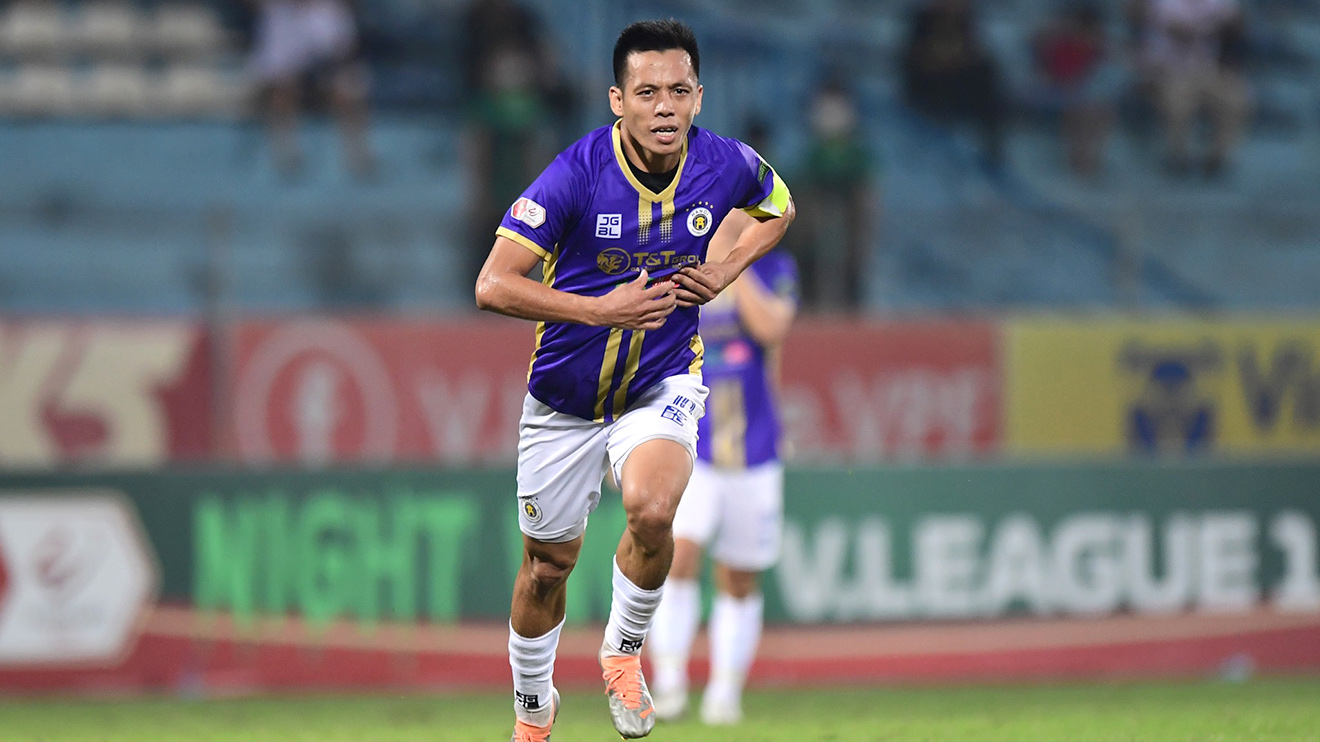 Nhà ĐKVĐ châu Á dè chừng Văn Quyết ở trong trận cầu đinh tại AFC Champions League - Ảnh 1
