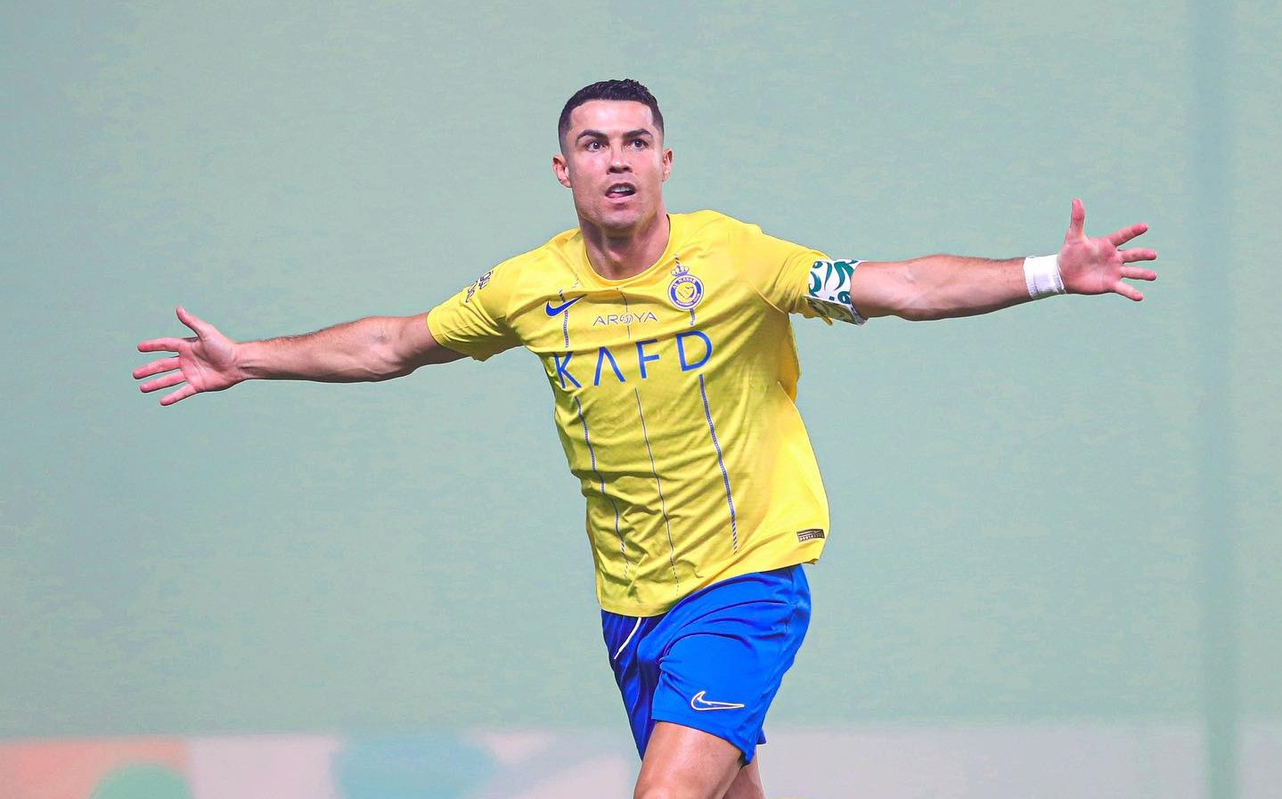 Ronaldo hé lộ thời điểm giải nghệ với Al Nassr và tuyển Bồ Đào Nha - Ảnh 1