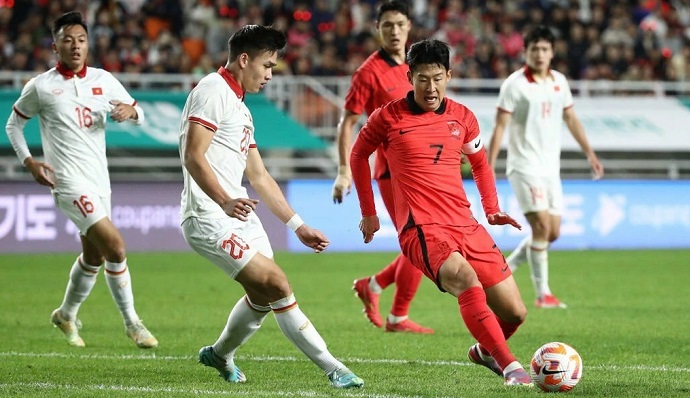 Đội tuyển Việt Nam vẫn thăng hạng dù thua ba trận giao hữu liên tiếp - Ảnh 1