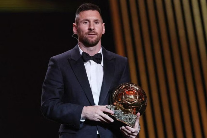 Lionel Messi đoạt Quả Bóng Vàng thứ tám - Ảnh 1