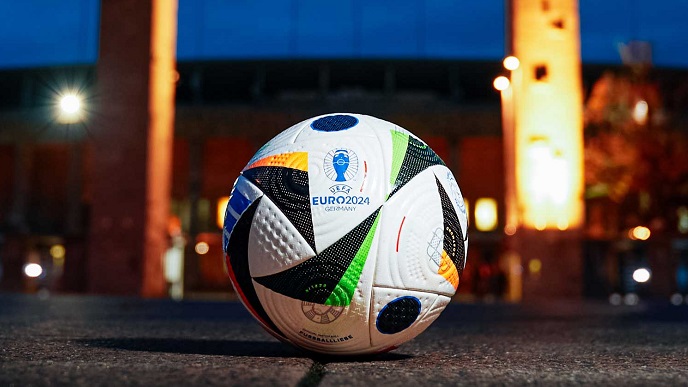 Adidas ra mắt trái bóng chính thức của vòng chung kết Euro 2024 - Ảnh 2