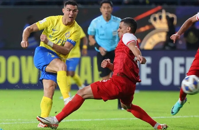 Ronaldo từ chối nhận penalty tại trận đấu vòng bảng cúp C1 châu Á - Ảnh 2