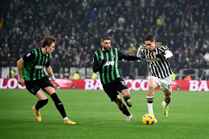 Thắng đậm Sassuolo, Juventus bám sát ngôi số 1 Serie A - Ảnh 1
