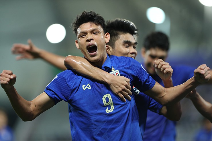 Thắng Kyrgystan, Thái Lan khởi đầu Asian Cup 2023 suôn sẻ - Ảnh 1