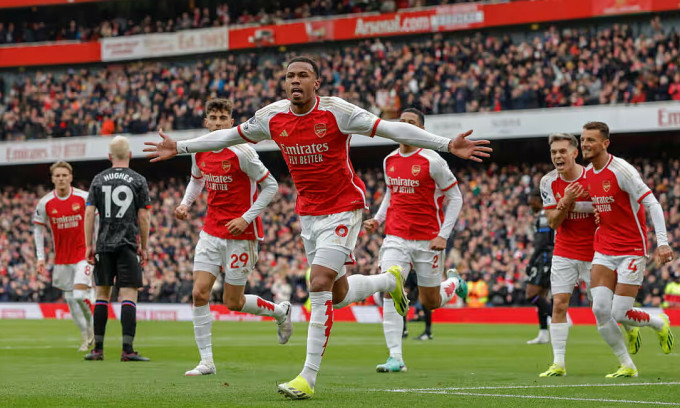 Thắng đậm 5 sao, Arsenal trở lại top 3 Ngoại hạng Anh - Ảnh 1
