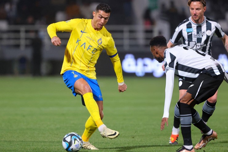 Ronaldo ghi bàn, Al Nassr thắng kịch tính ở Saudi Pro League - Ảnh 1