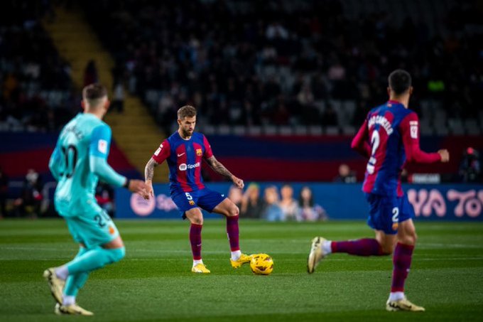 Tài năng trẻ tỏa sáng, Barca leo lên vị trí thứ 2 La Liga - Ảnh 1
