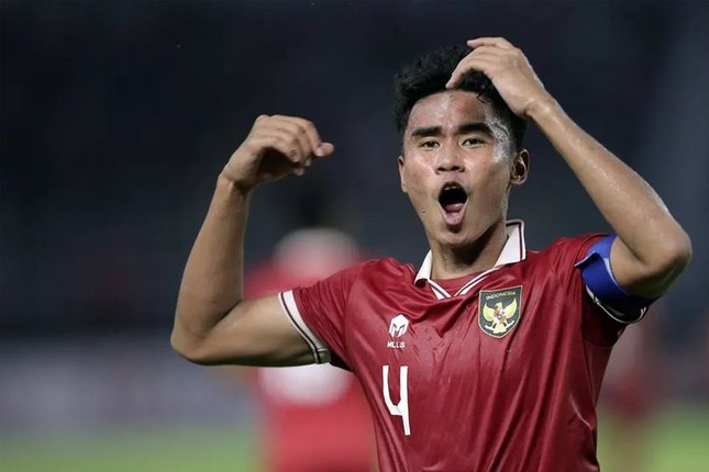 Indonesia bổ sung gấp cầu thủ trước trận tái đấu tuyển Việt Nam - Ảnh 1