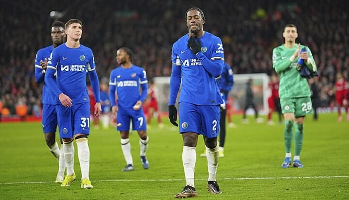 Chelsea đối mặt với nguy cơ bị UEFA phạt nếu có suất dự cúp châu Âu - Ảnh 1