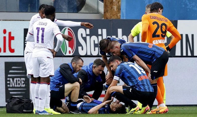 Hậu vệ Italia bỏ lỡ Euro sau khi đứt ACL ở trận cuối cùng của Serie A - Ảnh 1