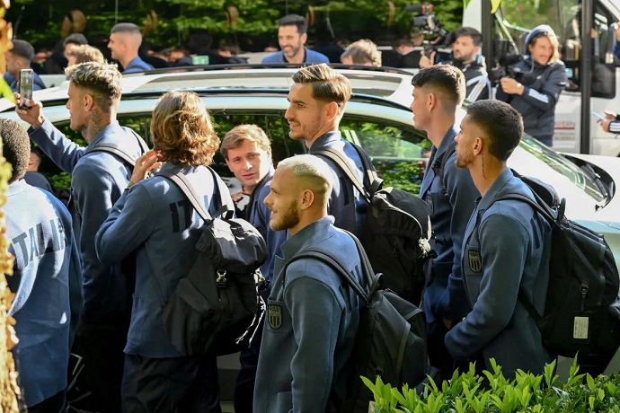 Đội tuyển Italia đặt chân đến Đức dự Euro 2024 - Ảnh 11