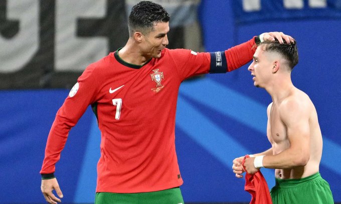 Tin bóng đá Euro hôm nay 19/6: Ronaldo lập kỳ tích Euro ở tuổi 39 - Ảnh 2
