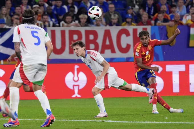  Đánh bại Italia, Tây Ban Nha giành vé sớm vào vòng 1/8 Euro 2024 - Ảnh 1