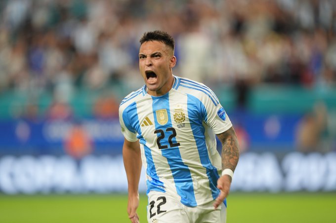 Argentina vào tứ kết Copa America với chuỗi trận toàn thắng - Ảnh 1