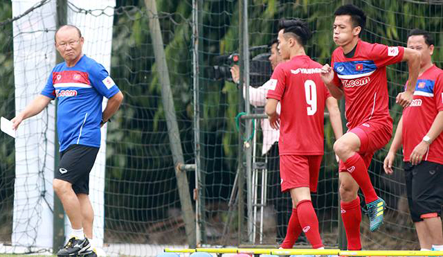 ĐT Việt Nam sánh ngang ĐT Thái Lan ở AFF Cup 2018