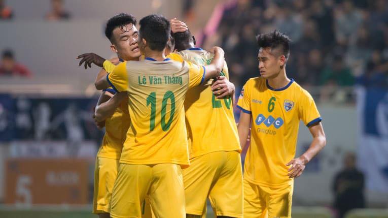 Kết quả FLC Thanh Hóa vs Bali United (bảng G-AFC Cup 2018: Thủ môn Bùi Tiến Dũng giúp Thanh Hóa có điểm