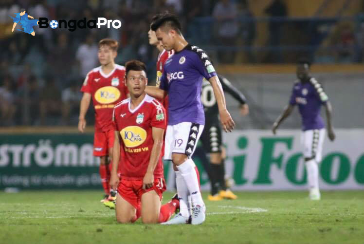 Kết quả đấu bù V-League 2018: Khánh Hòa 3-1 Thanh Hóa, Hà Nội FC 5-0 HAGL, TP HCM 0-2 SLNA