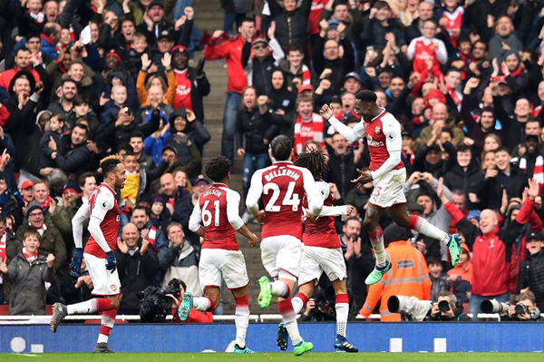Kết quả Arsenal 3-2 Southampton, vòng 33 Ngoại hạng Anh: Ngày của Welbeck