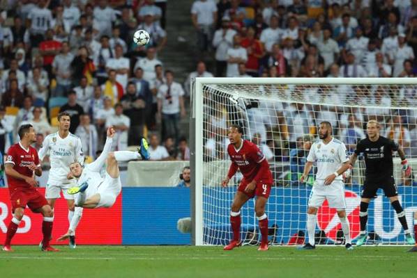 Lập siêu phẩm đưa Real lên đỉnh châu Âu, Gareth Bale tạo nên kỷ lục vô tiền khoáng hậu