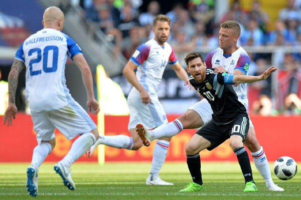Kết quả Argentina 1-1 Iceland: Messi đá hỏng penalty, Argentia đánh rơi 2 điểm